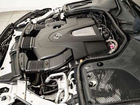 Used 2018 Mercedes-Benz E 400 4MATIC Wagon image 51