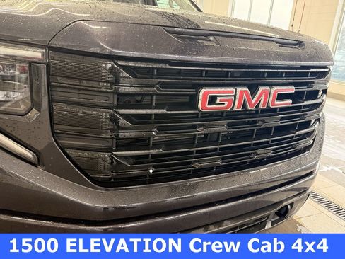 Used 2024 GMC Sierra 1500 Elevation image 3