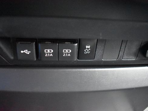 Used 2020 Toyota Tundra SR5 image 30