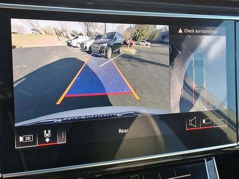 Certified 2025 Audi Q7 Premium Plus image 19