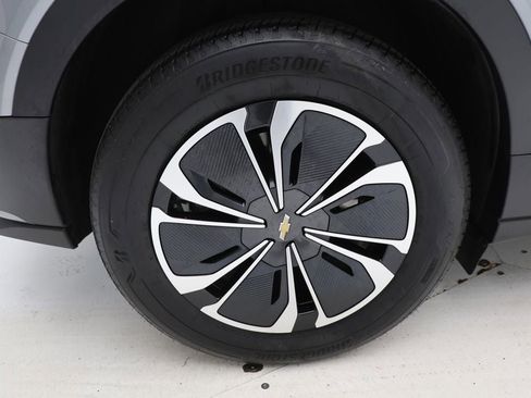 Used 2024 Chevrolet Blazer EV LT image 10