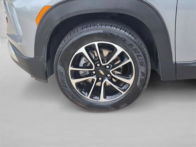 Used 2025 Chevrolet TrailBlazer LT AWD/4WD image 22