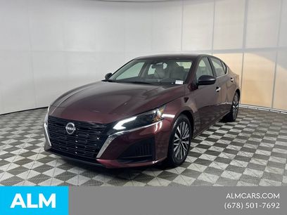 Used 2025 Nissan Altima 2.5 SV