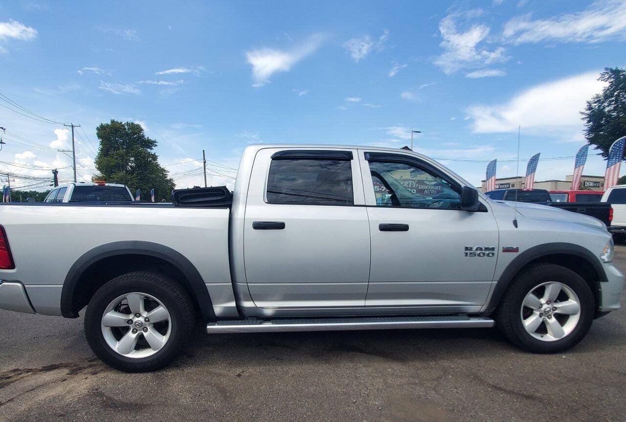 Used 2015 RAM 1500 Express AWD/4WD image 7