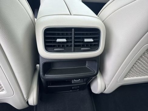 Used 2022 Mercedes-Benz GLE 350 4MATIC image 22