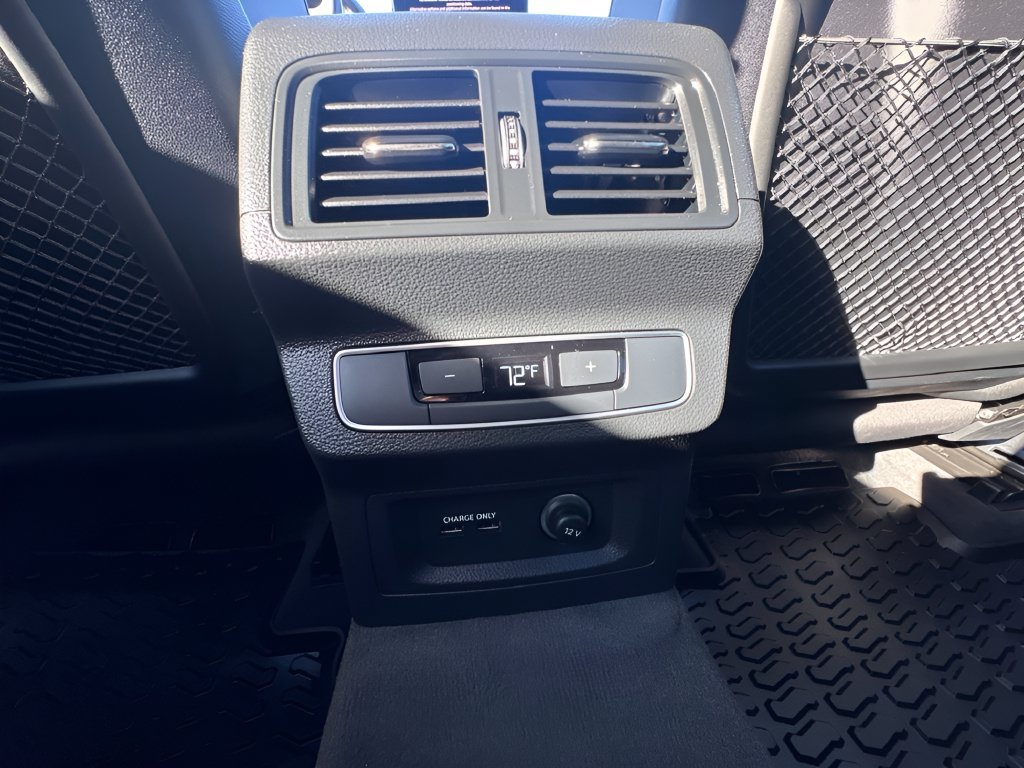 Used 2022 Audi Q5 e Premium Plus AWD/4WD image 12