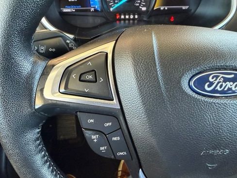 Used 2019 Ford Edge SEL w/ Equipment Group 201A FWD image 17