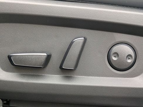 New 2026 Mitsubishi Outlander SE FWD image 21