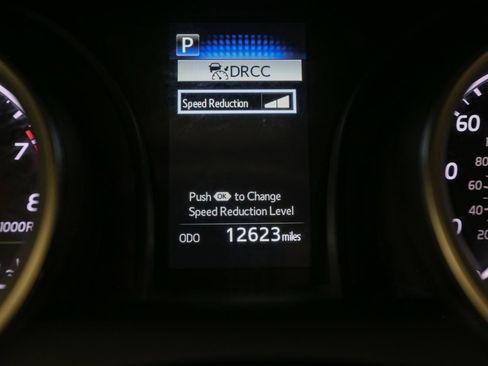 Used 2023 Toyota Camry LE FWD image 34