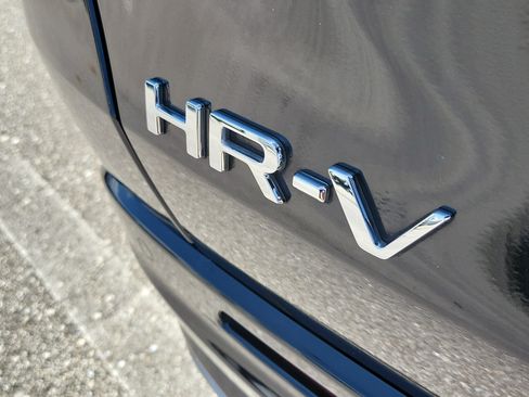 Used 2025 Honda HR-V EX-L image 8