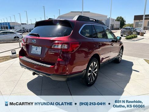 Used 2015 Subaru Outback 2.5i Limited AWD/4WD image 5