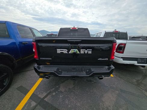 Used 2025 RAM 1500 Big Horn AWD/4WD image 5