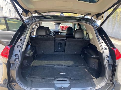 Used 2018 Nissan Rogue SL image 13