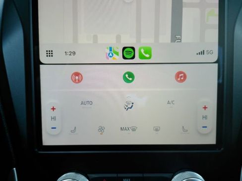 Used 2024 Ford Edge SEL image 42