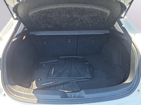 Used 2014 MAZDA MAZDA3 s Touring FWD image 30