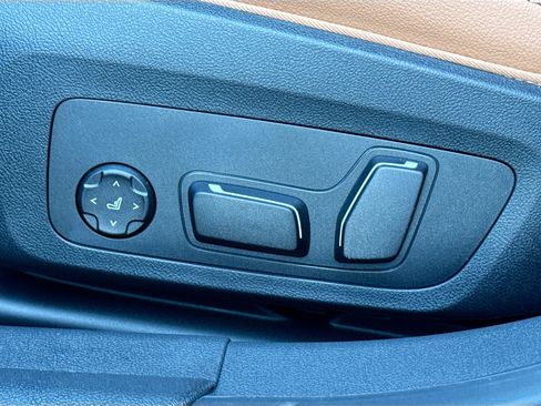 New 2026 BMW 330i Sedan image 26