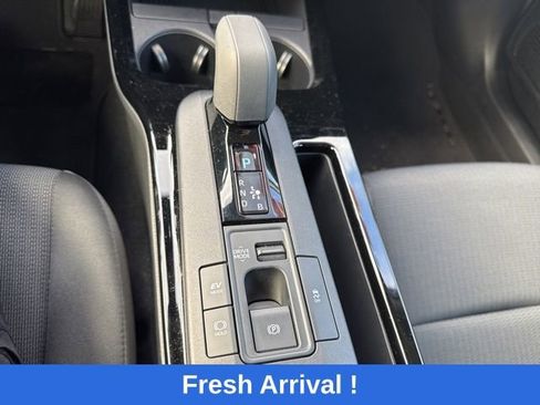 Used 2025 Toyota Prius LE image 7