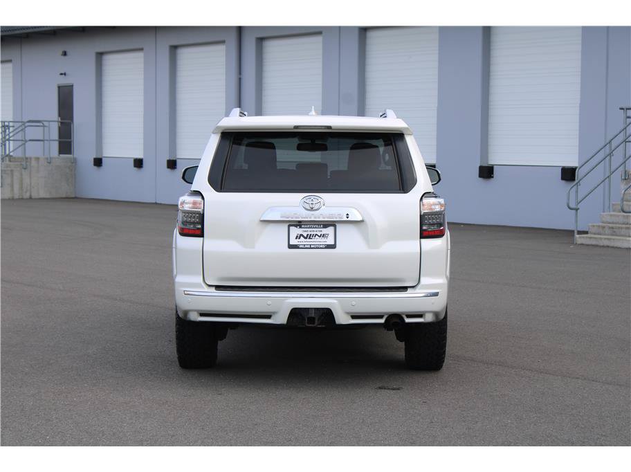 Used 2016 Toyota 4Runner Limited AWD/4WD image 3