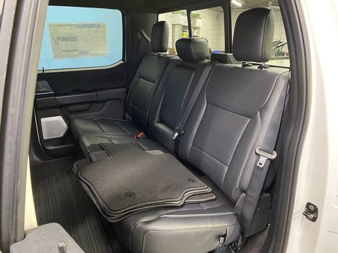 New 2025 Ford F150 Lariat w/ Equipment Group 502A High image 33