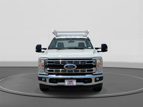 New 2025 Ford F350 XL w/ XL Chrome Package image 3