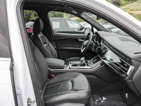 Used 2023 Audi Q7 2.0T Premium w/ Towing Package image 18