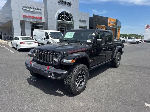 New 2026 Jeep Gladiator Rubicon w/ Steel Power Dome Hood Package AWD/4WD image 1