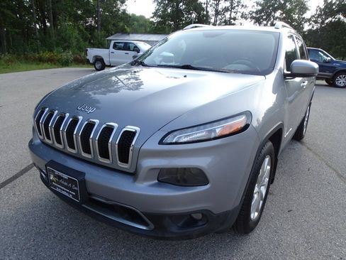 Used 2015 Jeep Cherokee 4WD Limited w/ Luxury Group w/ Luxury Group image 8