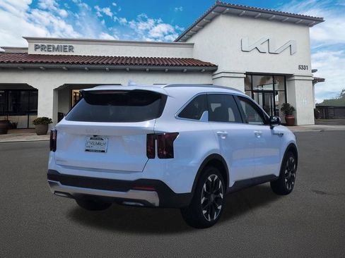 New 2026 Kia Sorento EX FWD image 8