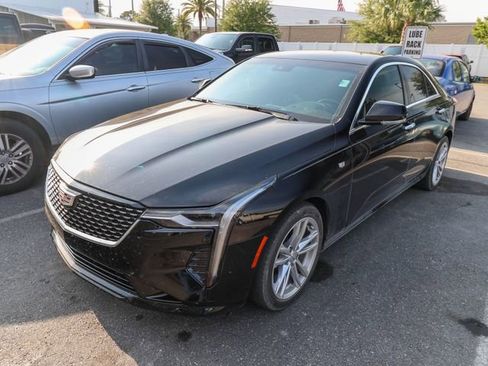 Used 2022 Cadillac CT4 Luxury RWD image 2