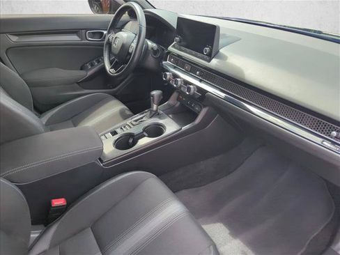 Used 2025 Honda Civic Sport image 24