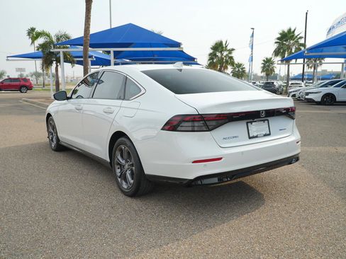 Used 2023 Honda Accord EX-L image 9