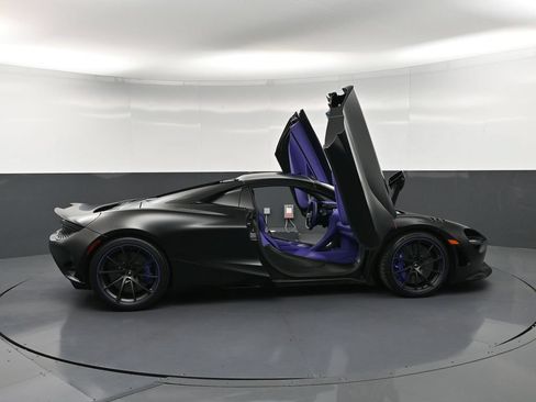 Used 2024 McLaren 750S Spider RWD image 33