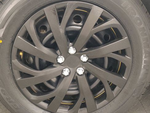 Used 2024 Nissan Altima 2.5 S FWD image 31