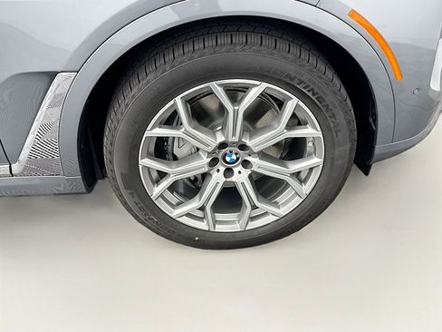 New 2026 BMW X7 xDrive40i w/ Premium Package image 31