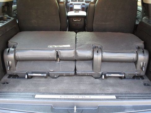 Used 2014 GMC Yukon Denali image 20