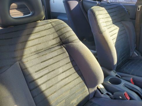 Used 1997 Toyota RAV4 2WD 4-Door image 31