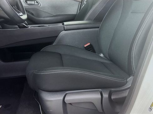 Used 2023 Nissan Rogue S FWD image 23
