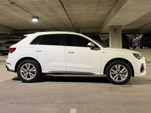 Used 2024 Audi Q3 2.0T Premium w/ Convenience Package AWD/4WD image 8