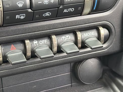 Used 2020 Ford Mustang Shelby GT500 w/ Technology Package image 20