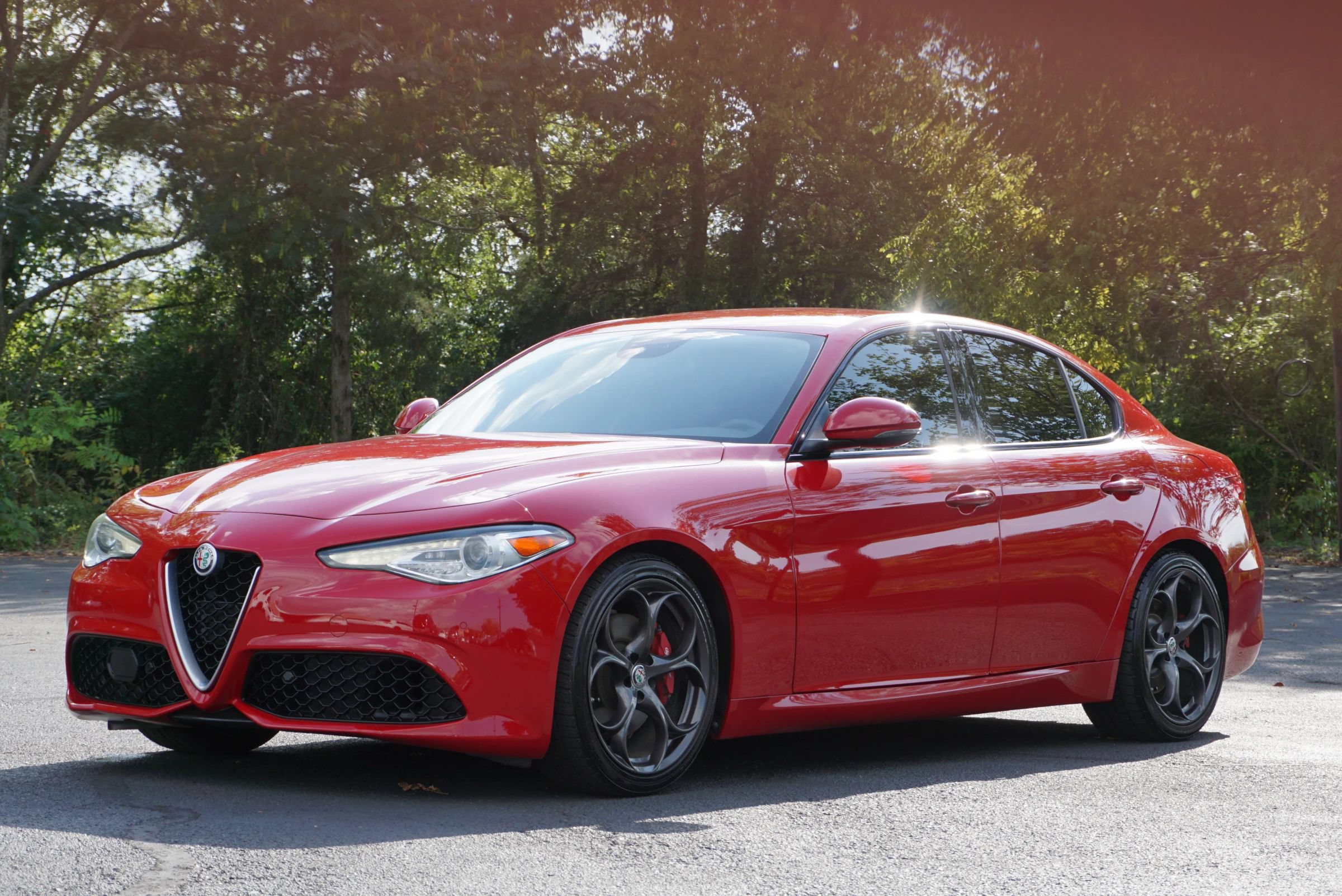 Used 2018 Alfa Romeo Giulia Ti Sport w/ Quick Order Package 22U Sport RWD image 1