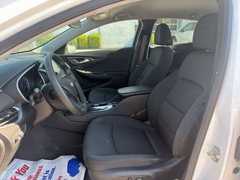 Used 2024 Chevrolet Malibu LS w/ Driver Confidence Package FWD image 9