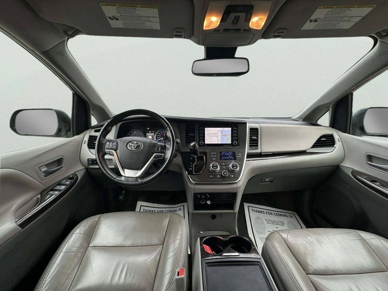 Used 2018 Toyota Sienna XLE w/ XLE Navigation Package FWD image 25