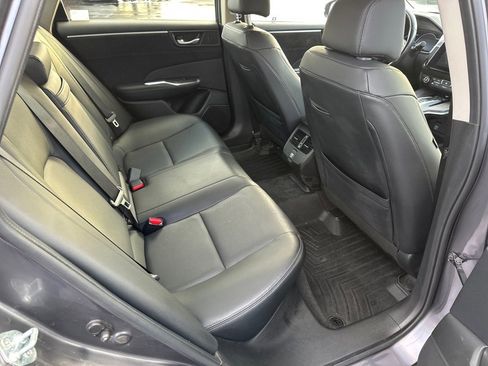 Used 2018 Honda Clarity Touring image 21