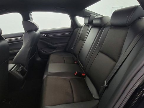 Used 2022 Honda Accord Sport image 14