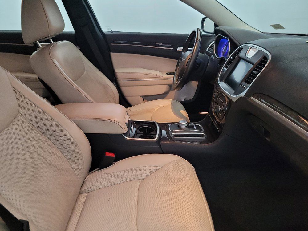 Used 2016 Chrysler 300 C w/ Safetytec Plus Group AWD/4WD image 21