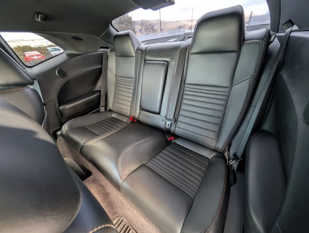 Used 2016 Dodge Challenger R/T Plus RWD image 28