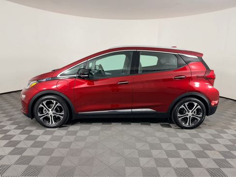 Used 2017 Chevrolet Bolt Premier w/ Driver Confidence II Package image 7