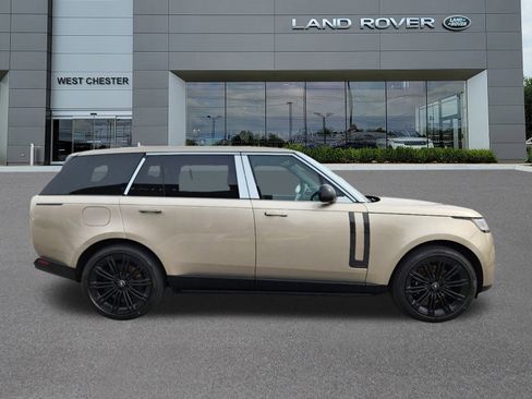 New 2025 Land Rover Range Rover Long Wheelbase Autobiography image 6