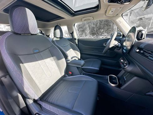 New 2025 MINI Cooper 2-Door Hardtop image 27