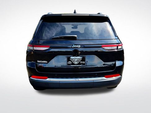 Used 2022 Jeep Grand Cherokee Limited 4xe image 7